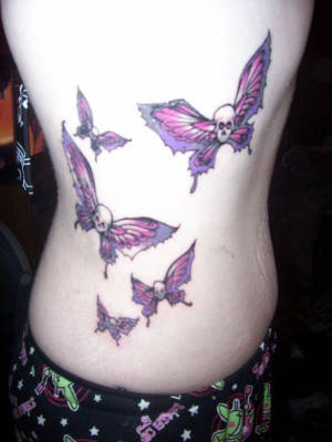 closeofofskullbutterflies.jpg
